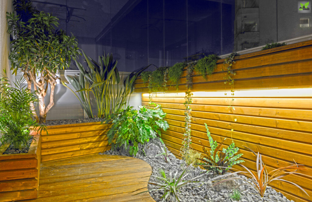 Projekt i realizacja  - balkon tropikalny